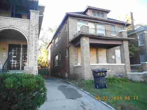 2675 Glendale (3)_m.jpg